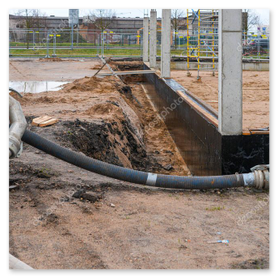 Zestaw pomp do odwodnień na miejscu awarii